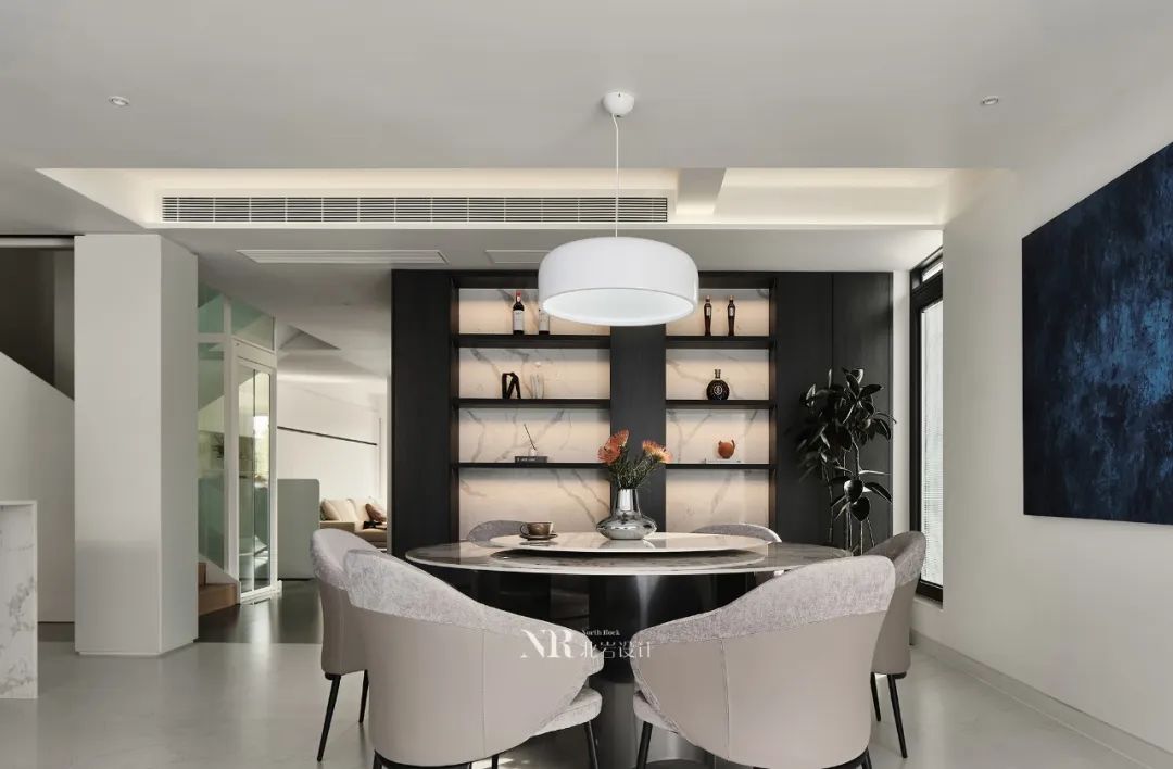 光影里的家 · 通透大宅的舒适设计丨中国南京丨北岩设计-35