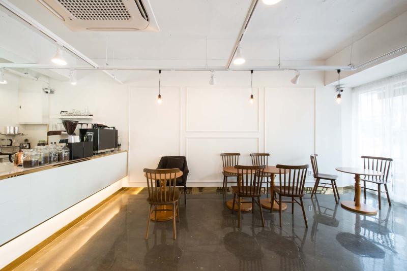 简约清新 12 坪咖啡厅 专业点评设计亮点-8