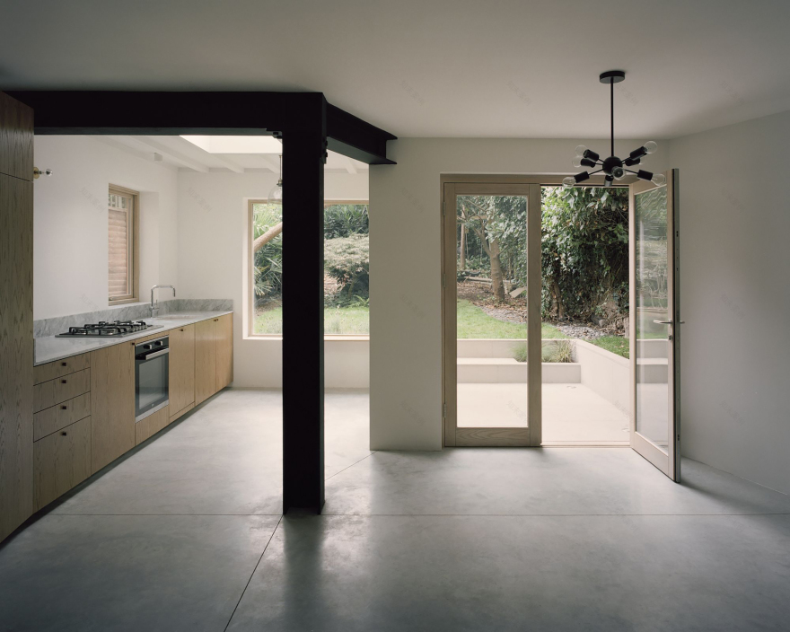 Leaning Yucca House / DF_DC-16