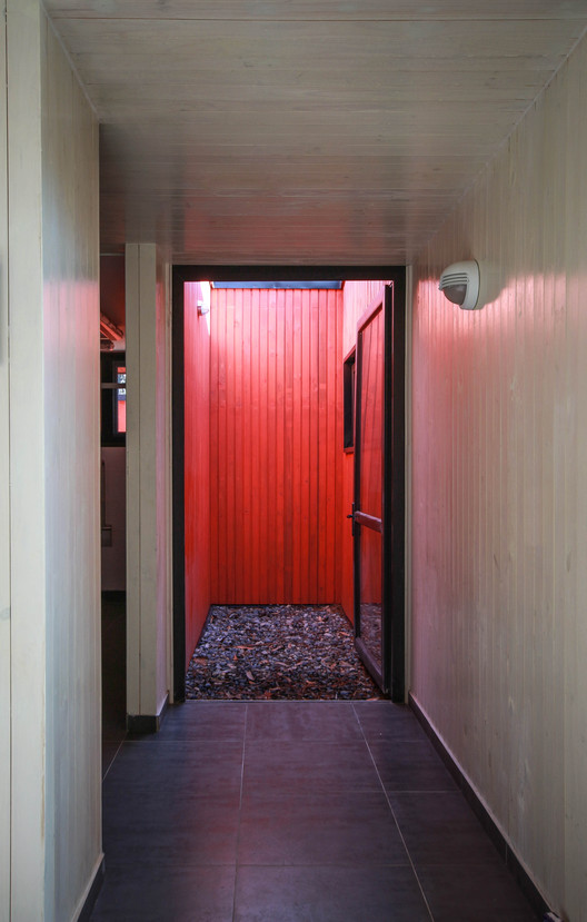 智利 Melirrehue 乡村学校 · 多功能中央庭院设计-18