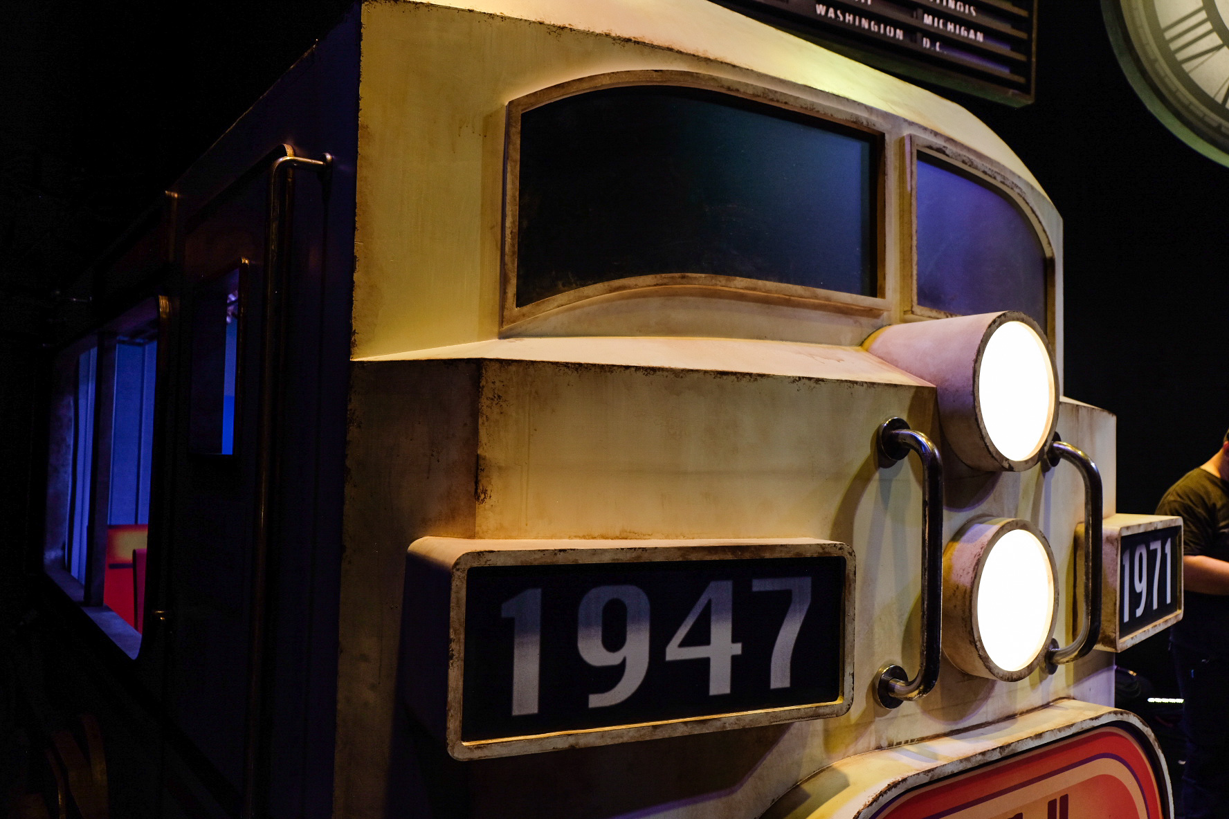 《前進吧！爵士特快車》舞台设计及制作丨山峸-11