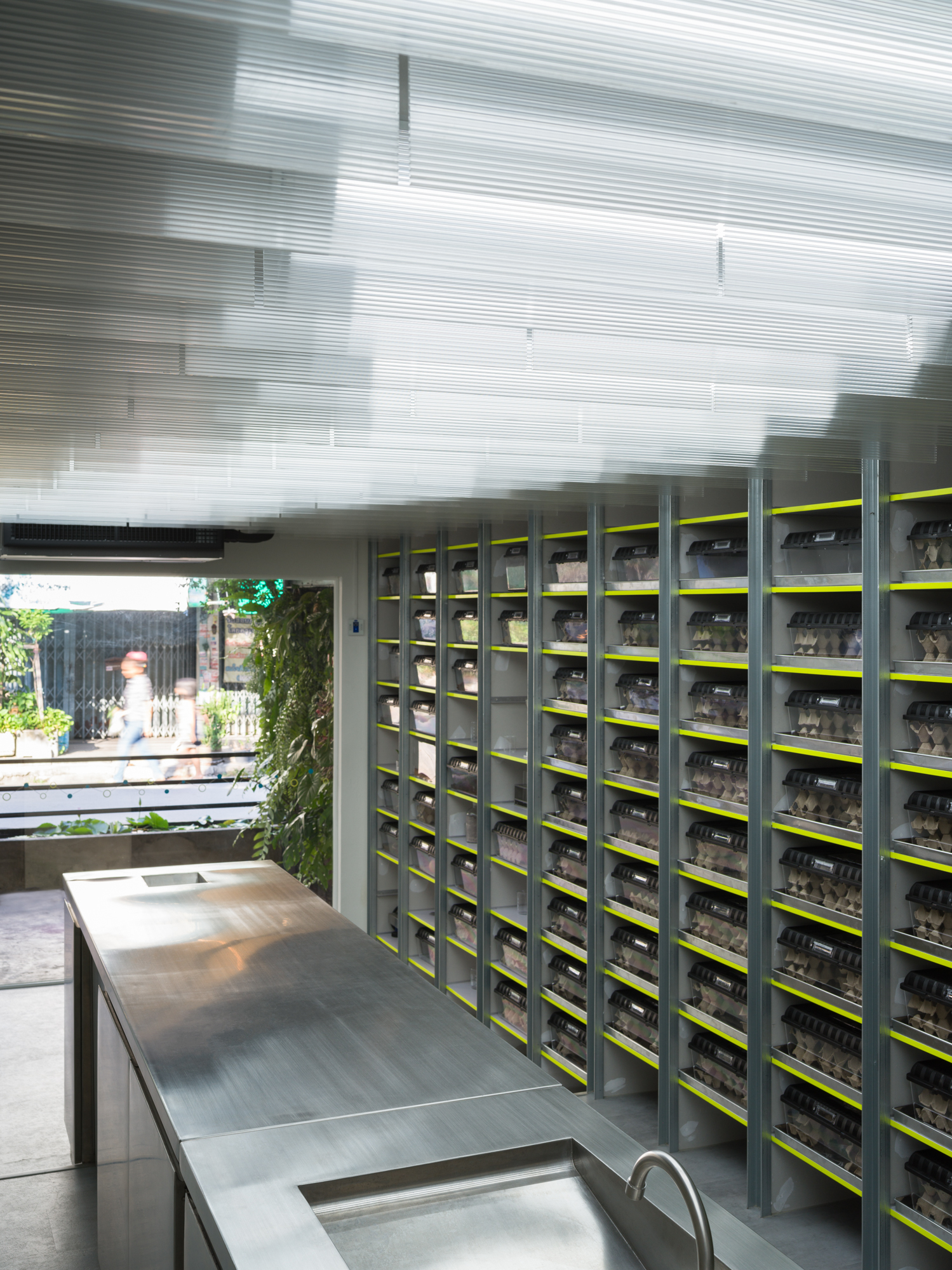 Exofood Retail and Lab / space+craft-37