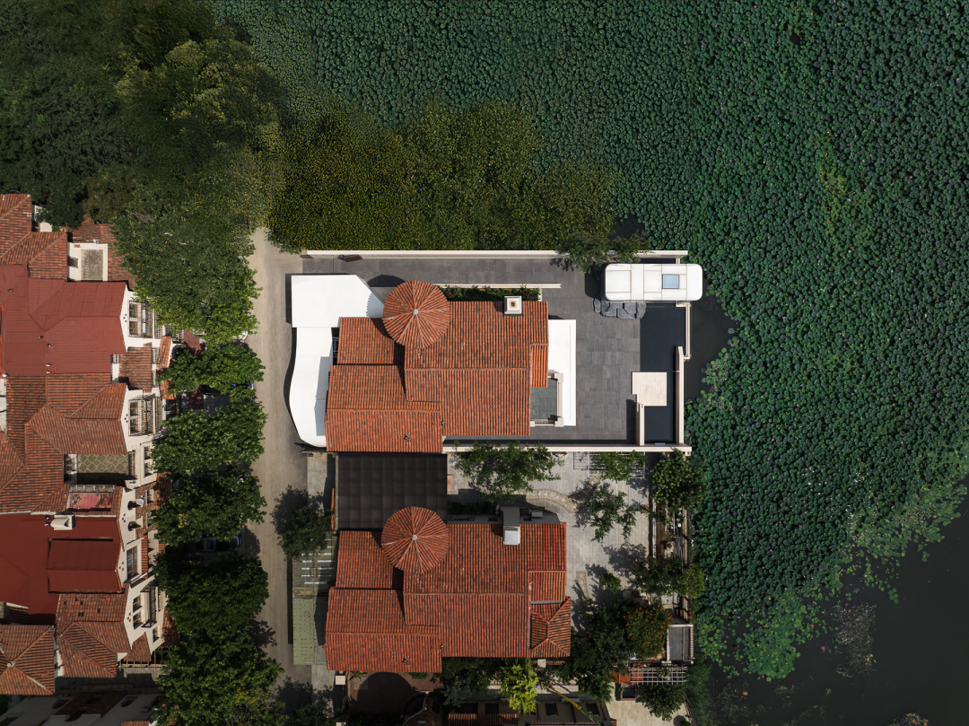 湖畔叠境丨中国天津丨集见设计-19