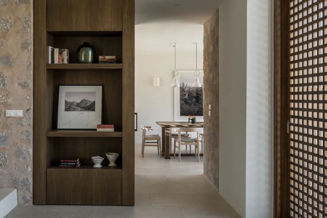 原木极简度假别墅丨Desypri Misiaris Architecture-16