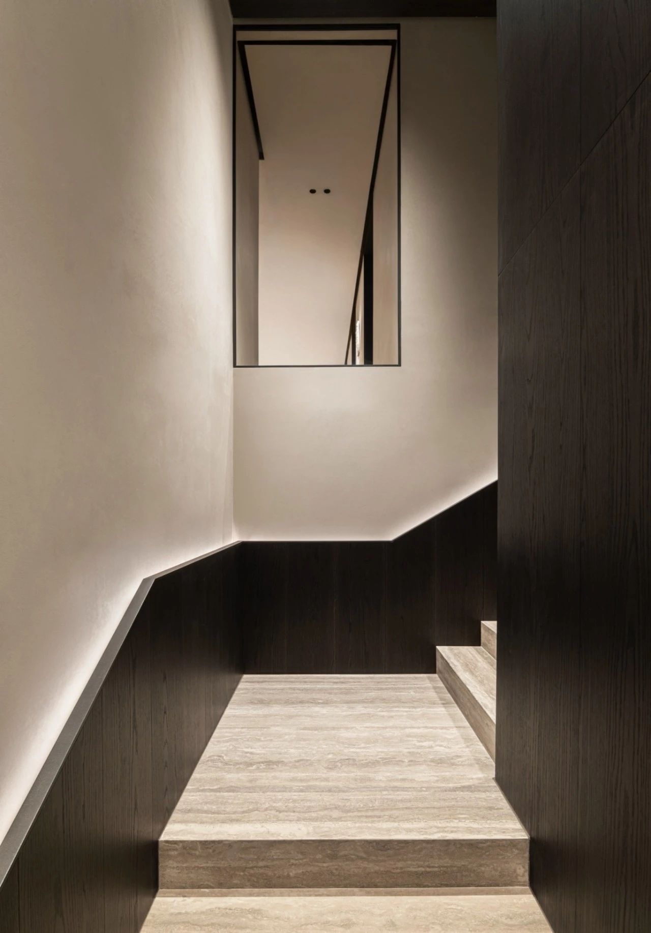 新作 Vincent Van Duysen，3000m²米兰宫殿的古典实验-31