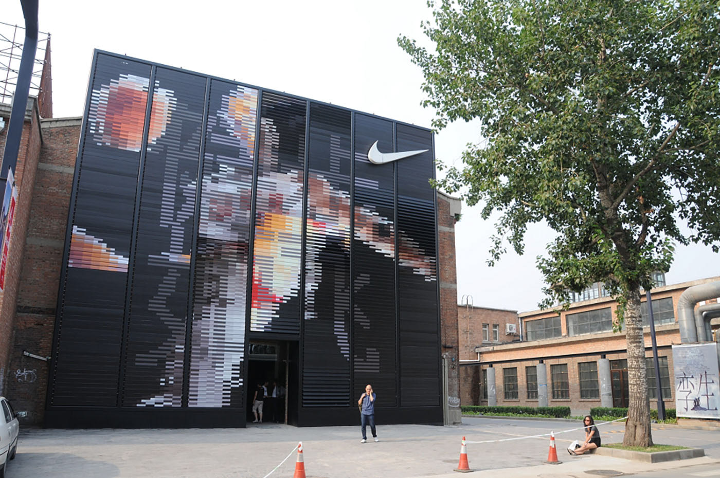 耐克 100+8 北京展 | 速度与轻盈的极致追求-11