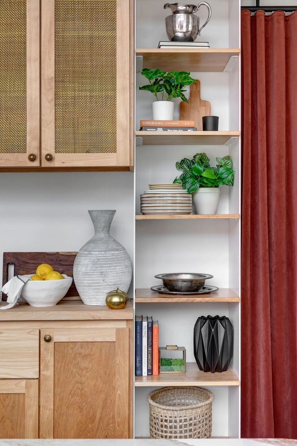 美国明尼阿波利斯 700 平方英尺公寓私人餐厅设计丨Studio Grey-9