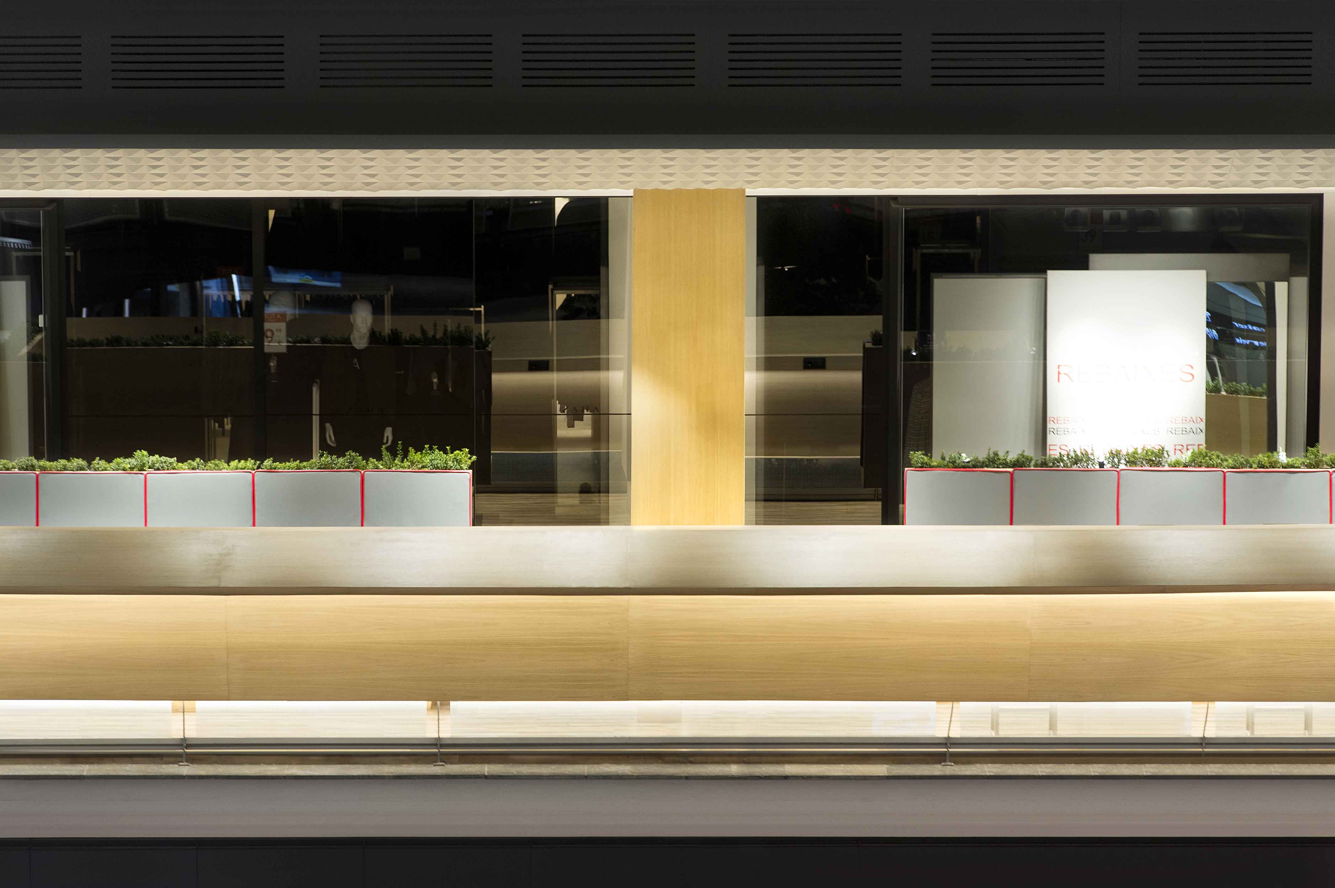 La Maquinista 休息区-6