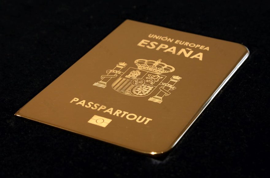 意式创意的极致呈现——Giuseppe Stampone 的艺术之路-21