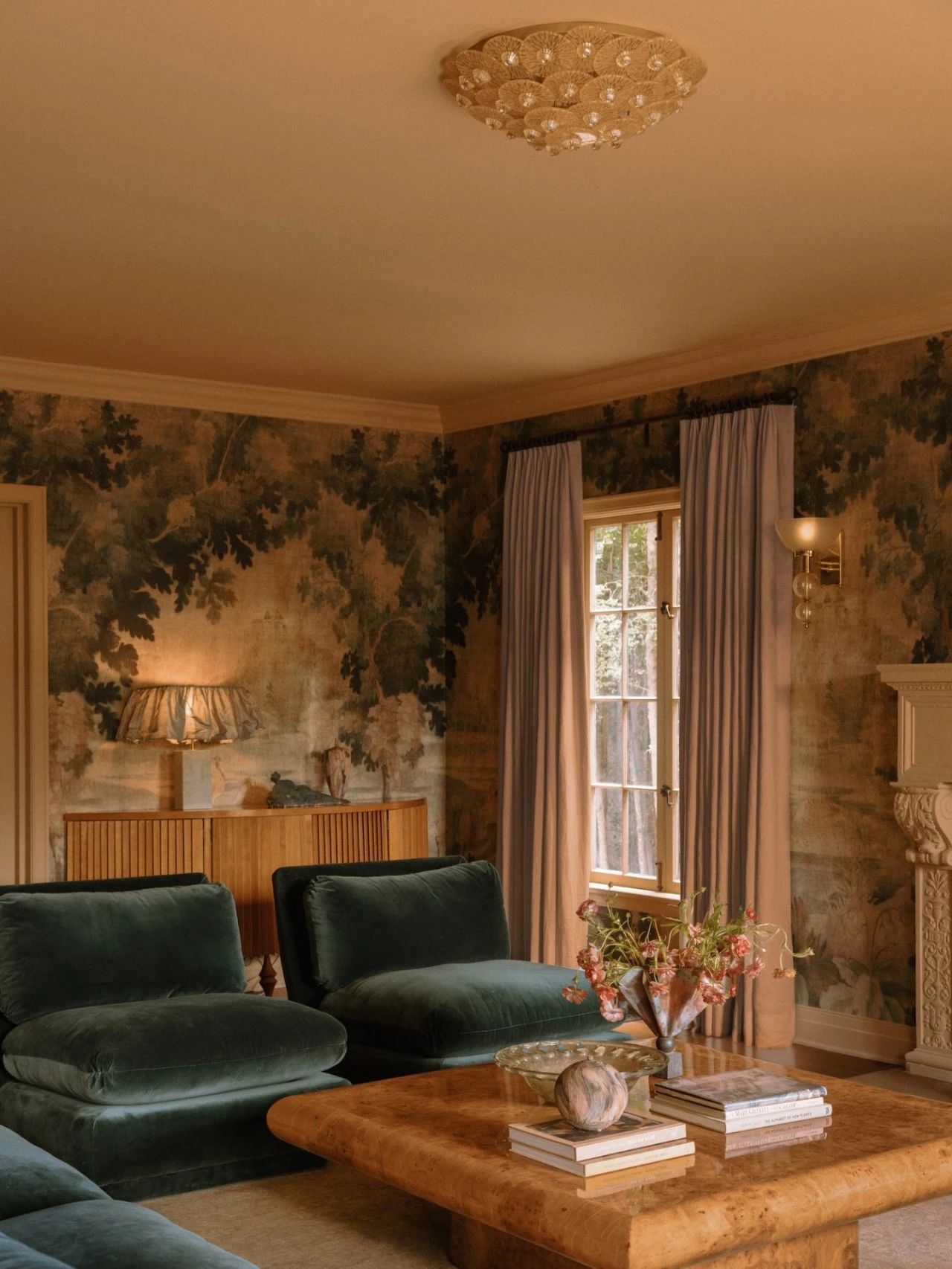 电影质感的设计，设计师玩出了导演的花样_20240615-5