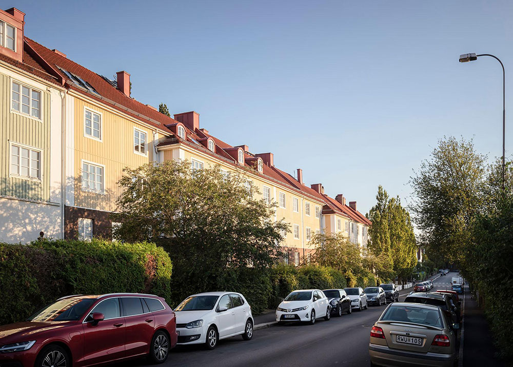 哥德堡红色沙发公寓 | 独特阁楼设计与空间利用-40