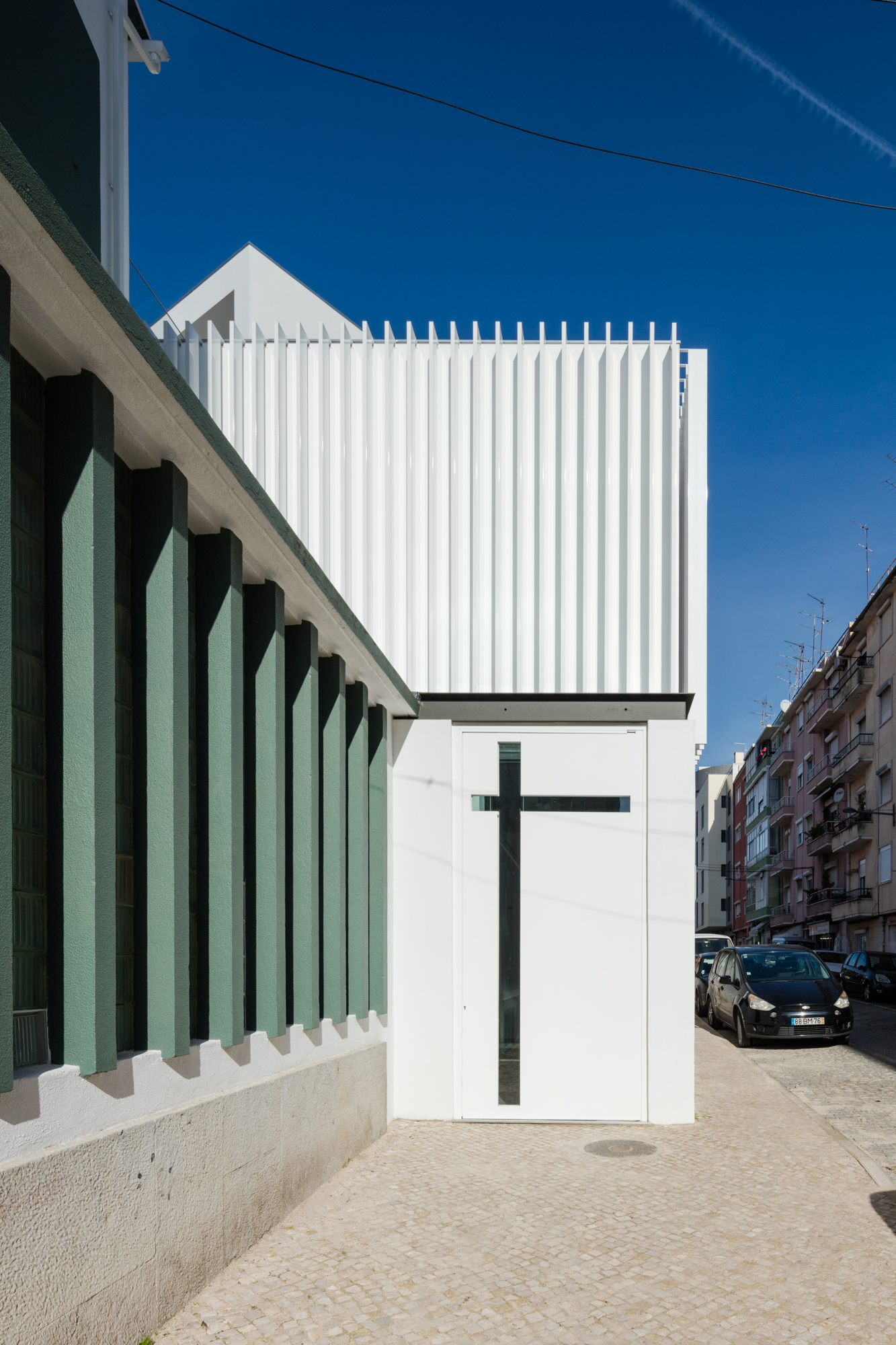 田园牧歌,莫什卡维迪的宗教中心,葡萄牙 / Plano Humano Arquitectos-40