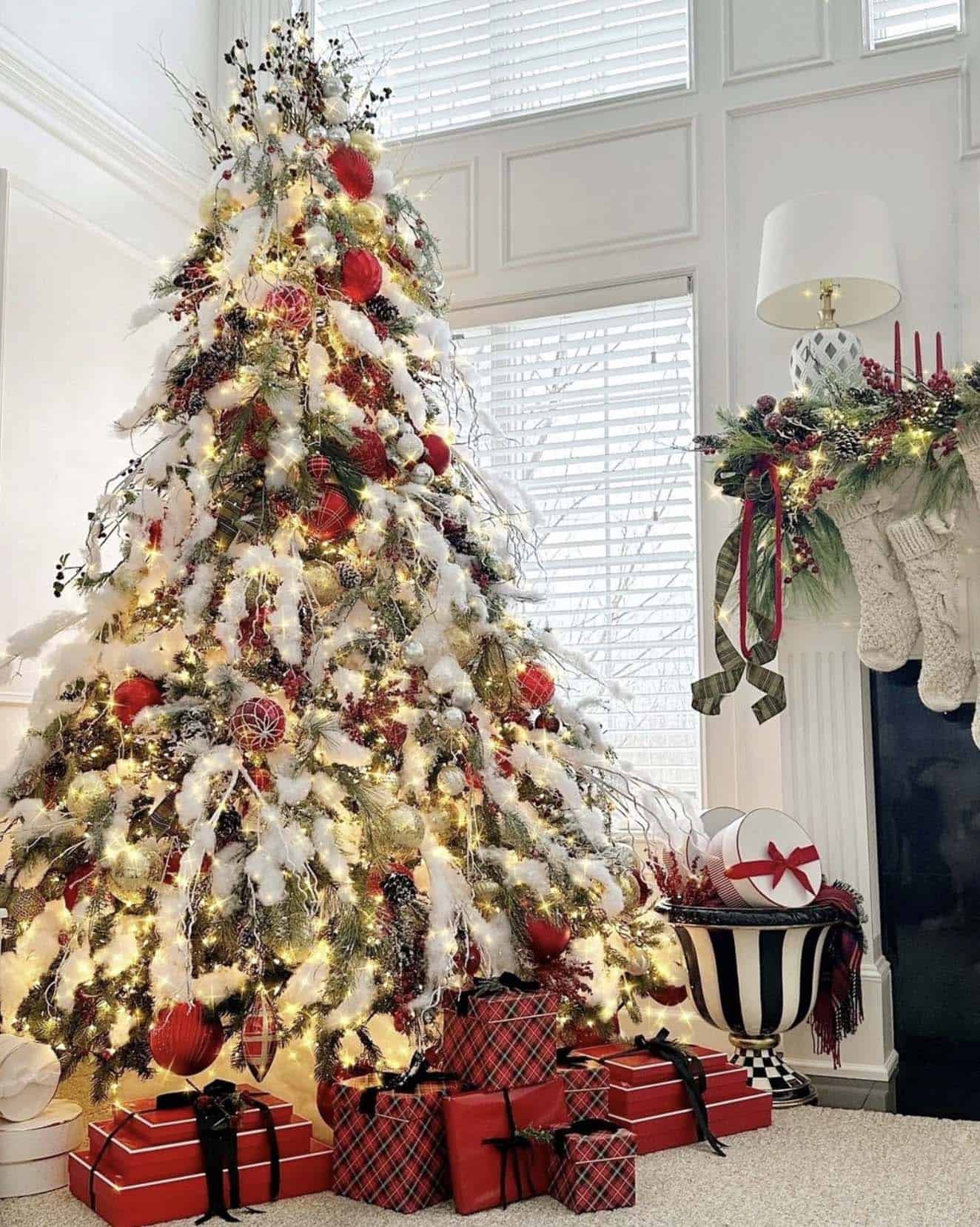 Wishing You A Very Merry Christmas: 80 Decorating Ideas To Inspire-47