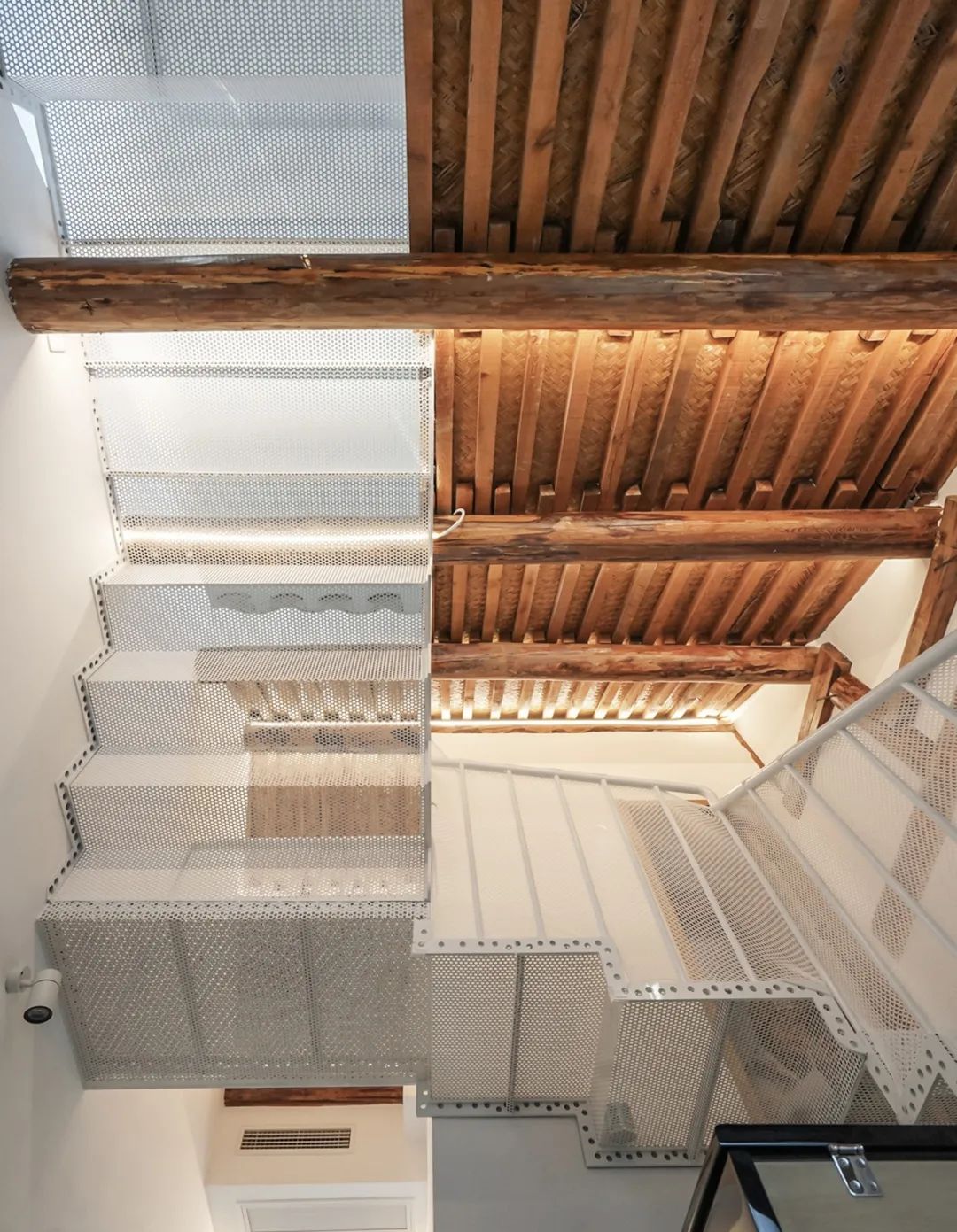 北京胡同里的最强小户型：30㎡改出8间房，住下一家六口-89