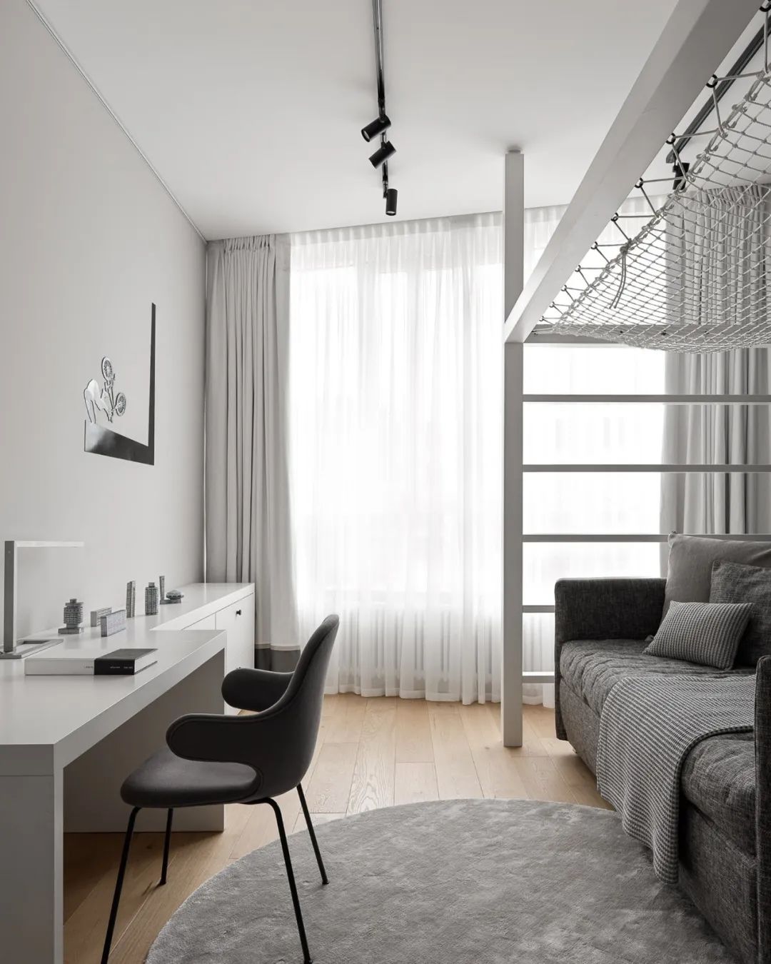 莫斯科自然原木色温馨设计师之家丨俄罗斯莫斯科丨Abarchitects-28