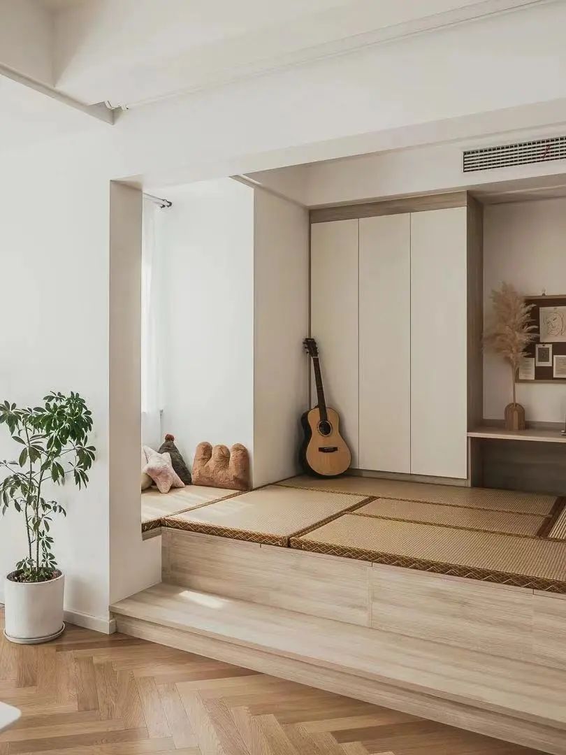 小卧室设计 · 榻榻米 VS 传统床,哪个更适合你?丨高灰别墅大宅设计-28