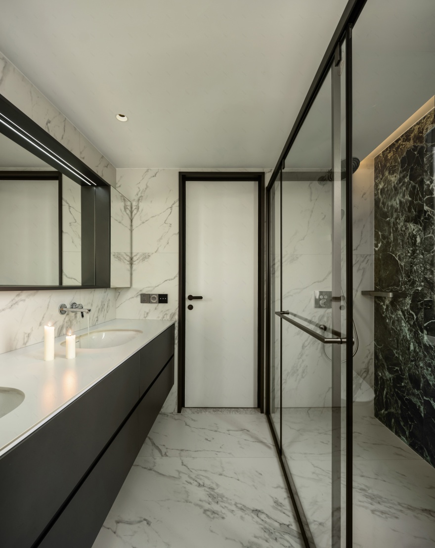 黑白重构,400㎡四层别墅的极简新生丨北岩-45