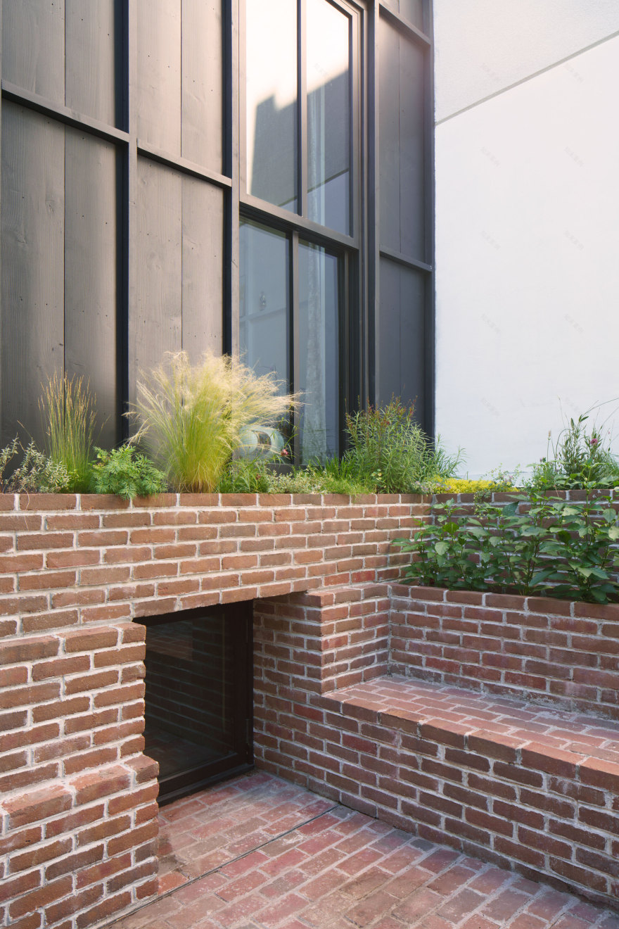 木棍屋,砖头花园丨美国纽约丨Abruzzo Bodziak Architects-36