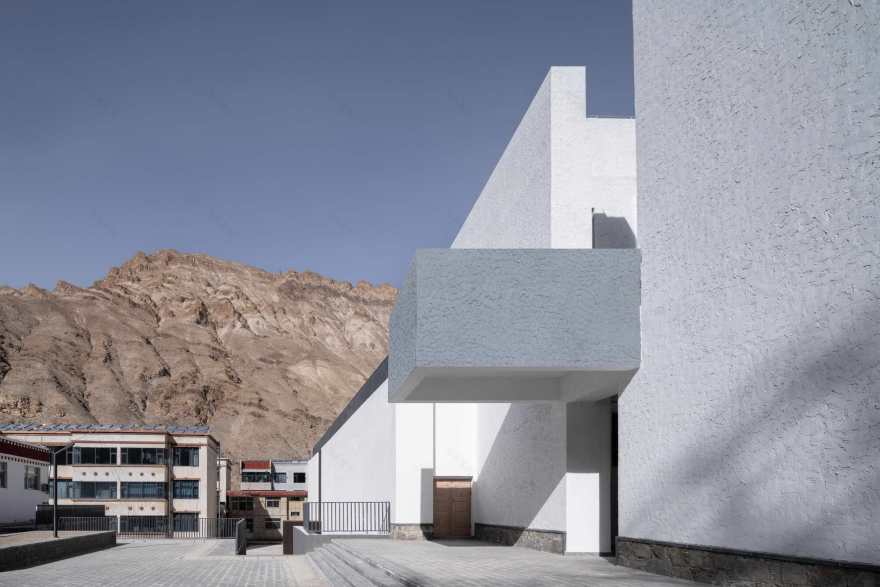 洛扎县中学多功能艺术中心丨中国山南丨深圳华汇设计,Das Design,万宇工程设计拉萨分公司-19