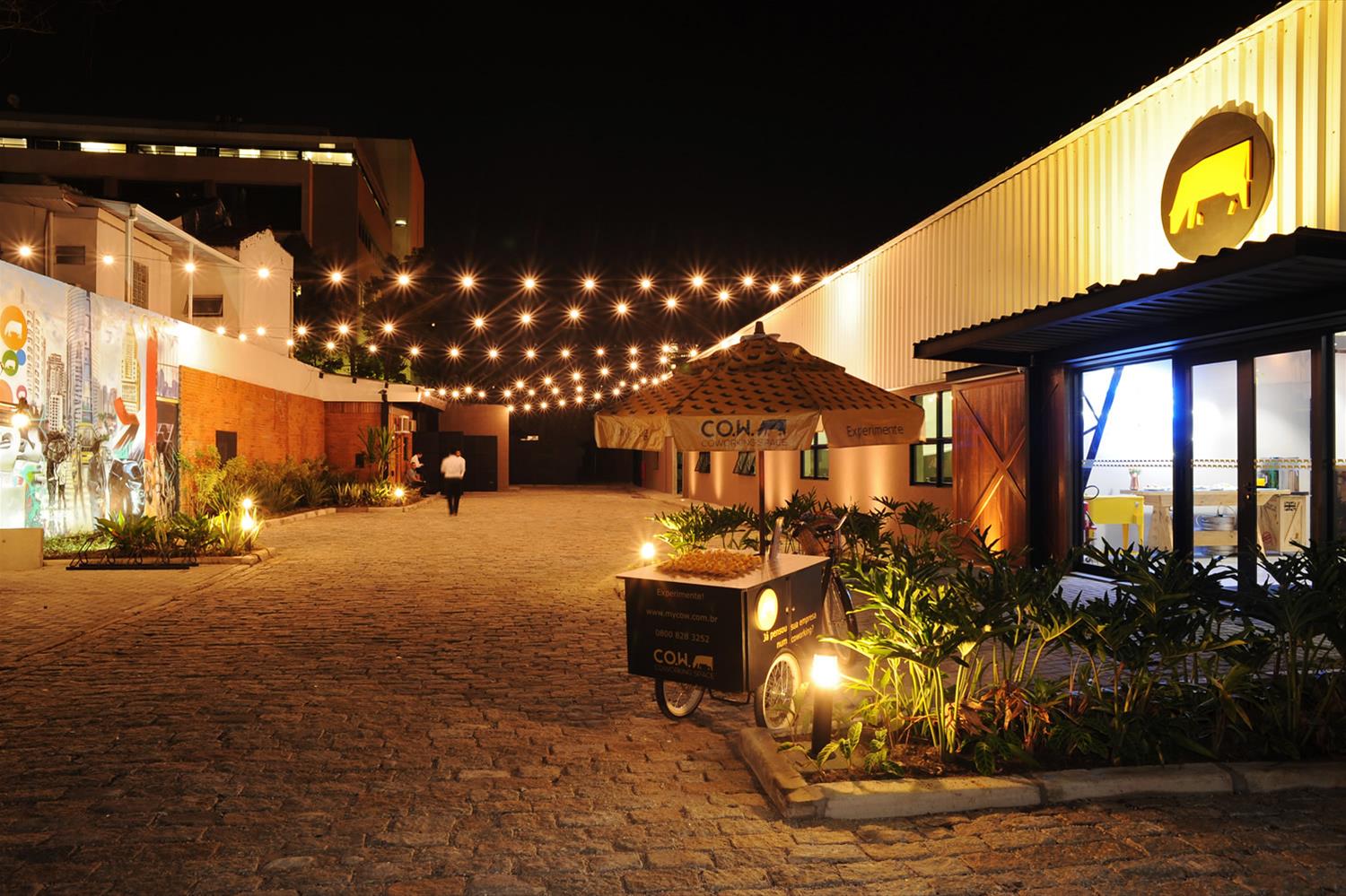 巴西 CO.W Coworking Space | 重塑工业风，保留历史韵味的创新设计-2