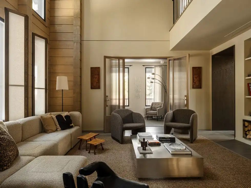 林间艺境：奥尔加·柳金娜的自然共生美学别墅-2