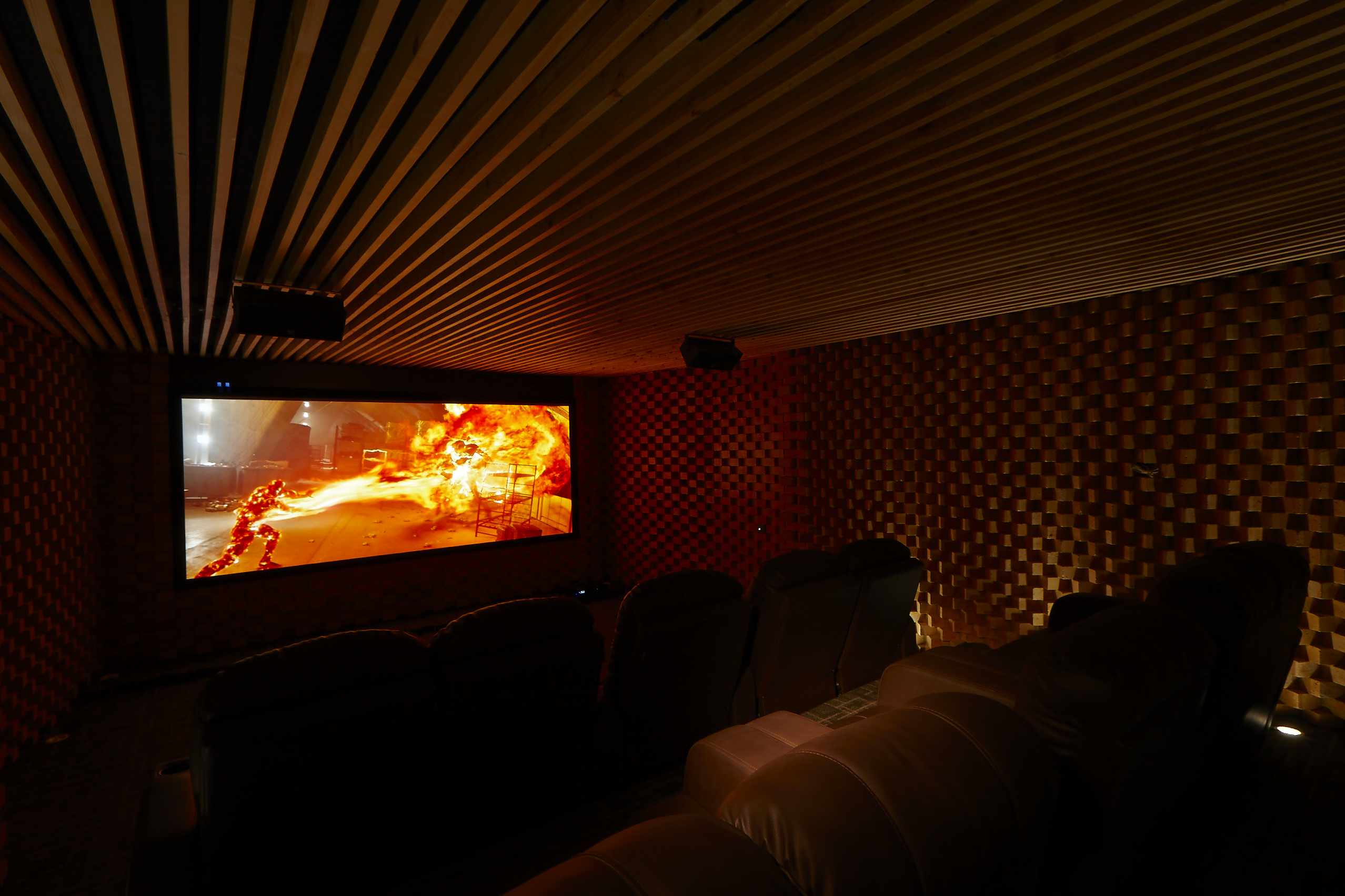 电影工作室丨Sfurna Designs-46