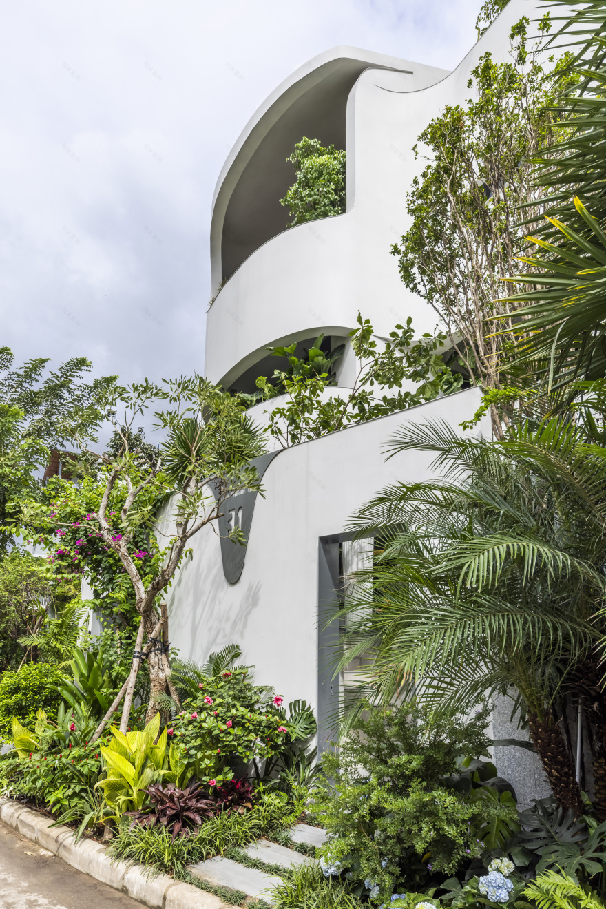 邦的家
注:Bống可能是人名,音译为邦,具体应以实际情况为准 丨越南胡志明市丨23o5Studio-34