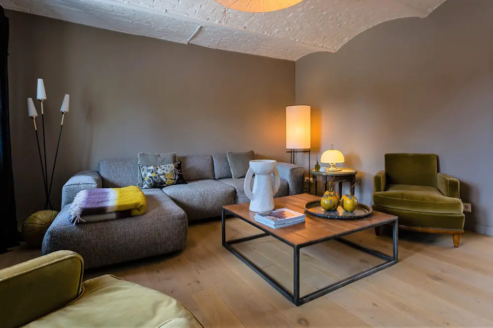 色彩墙纸打造温馨当代家居-7