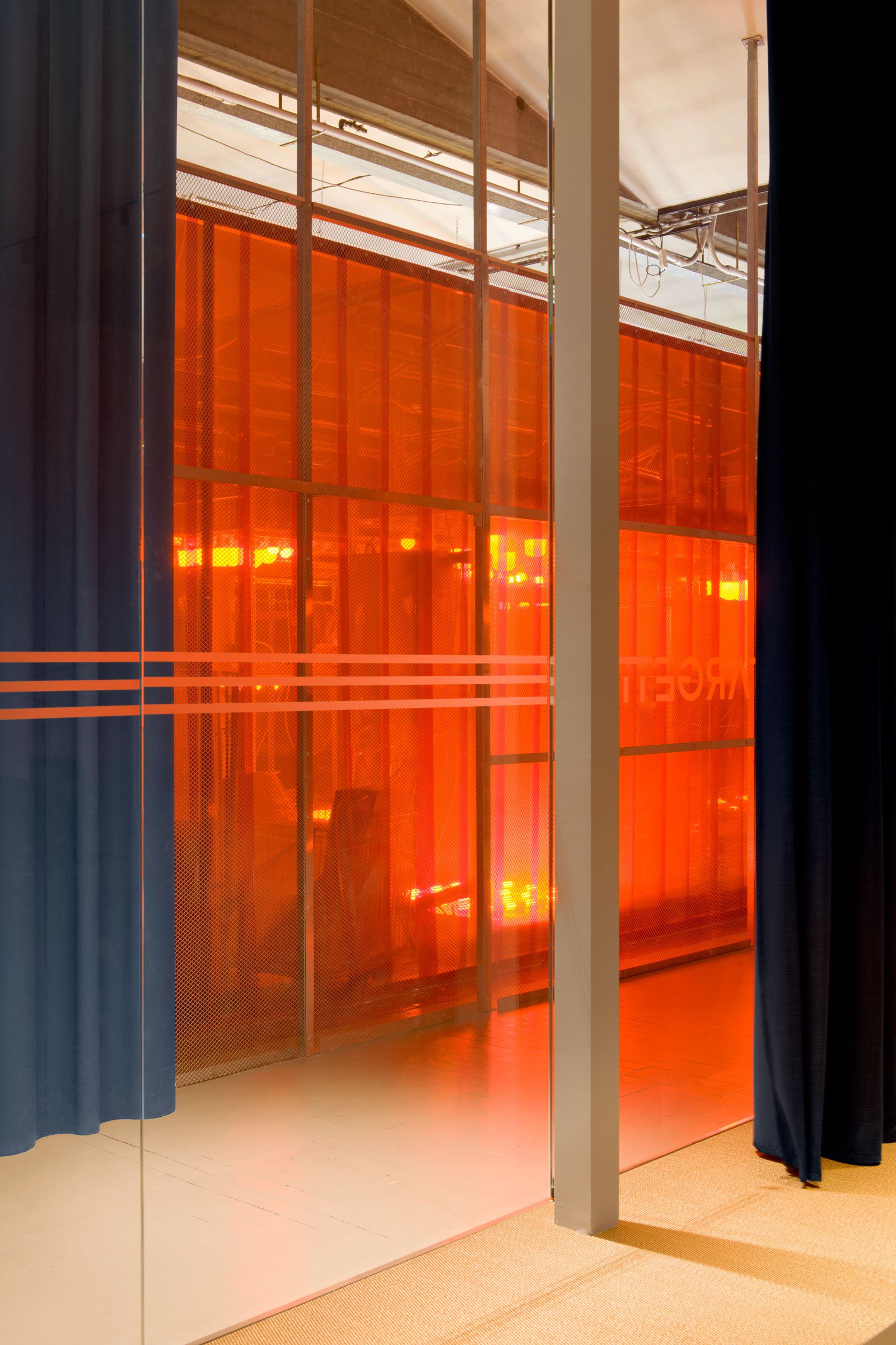 意式工业风展厅设计,传承历史,拥抱创新-21