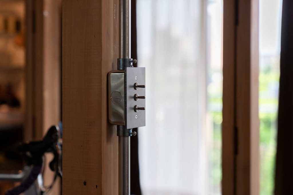 築約30年の家をリノベーション 好きな時代のテイストでまとめられた室内空間 | Style of Life | 100%LiFE-9