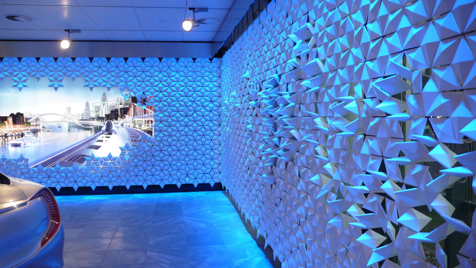 奔驰德国不来梅展厅·创意模块化房间隔板设计-6