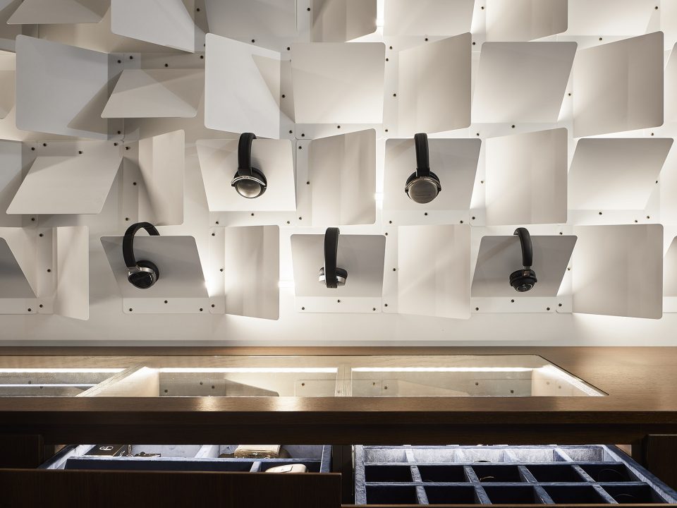 多伦多音响专卖店-20