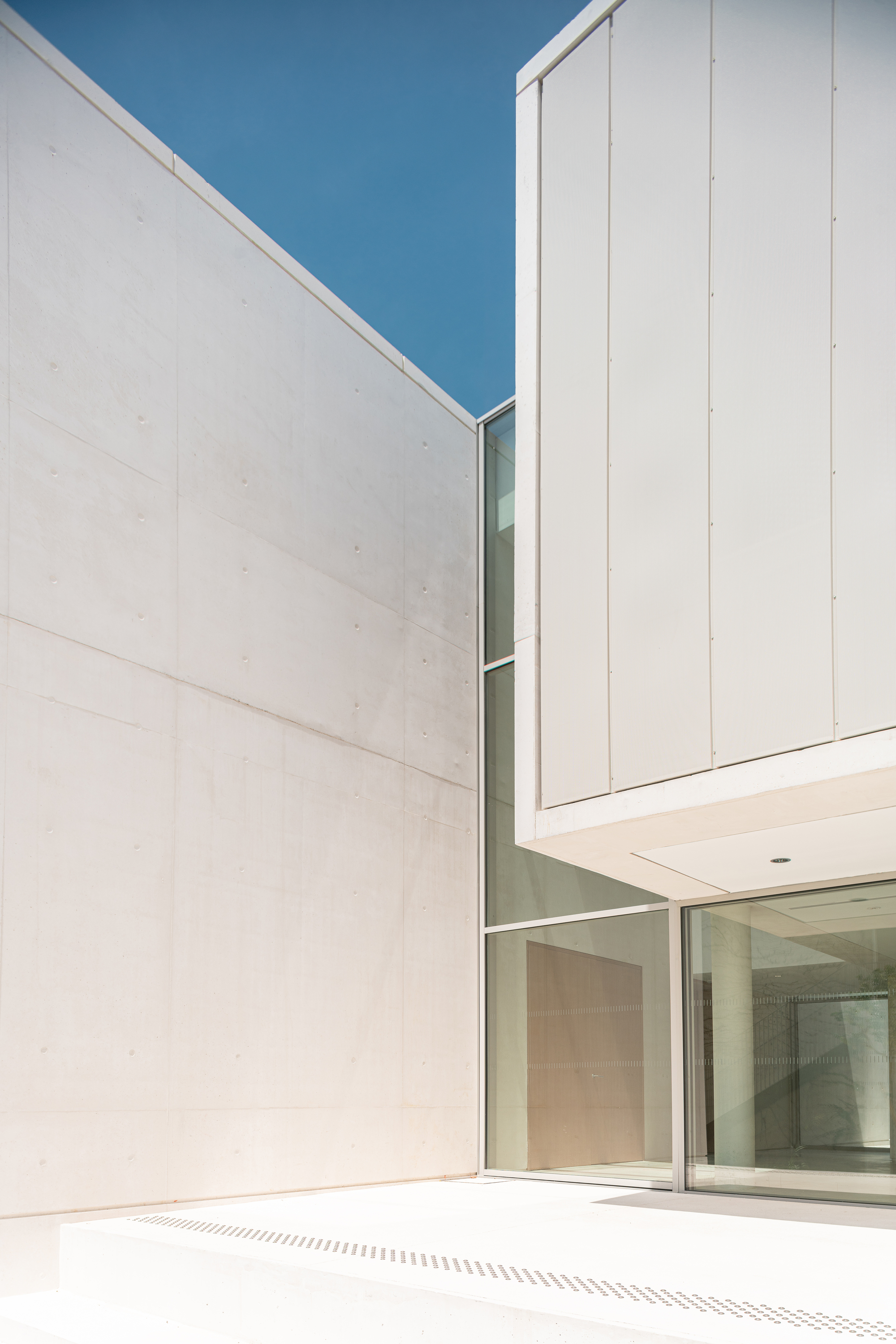 The Mediterranean Center for Human Sciences Research Center / Panorama Architecture-19