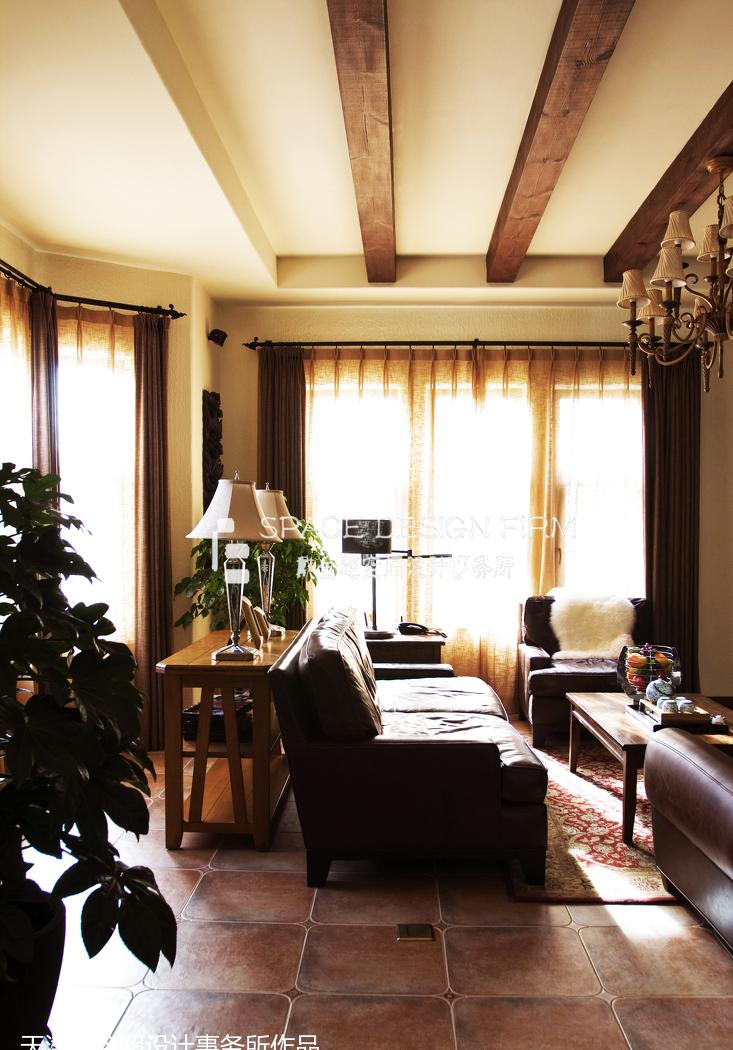 戴金美式南加州风格别墅设计-- 自然奢华的人性化空间-4