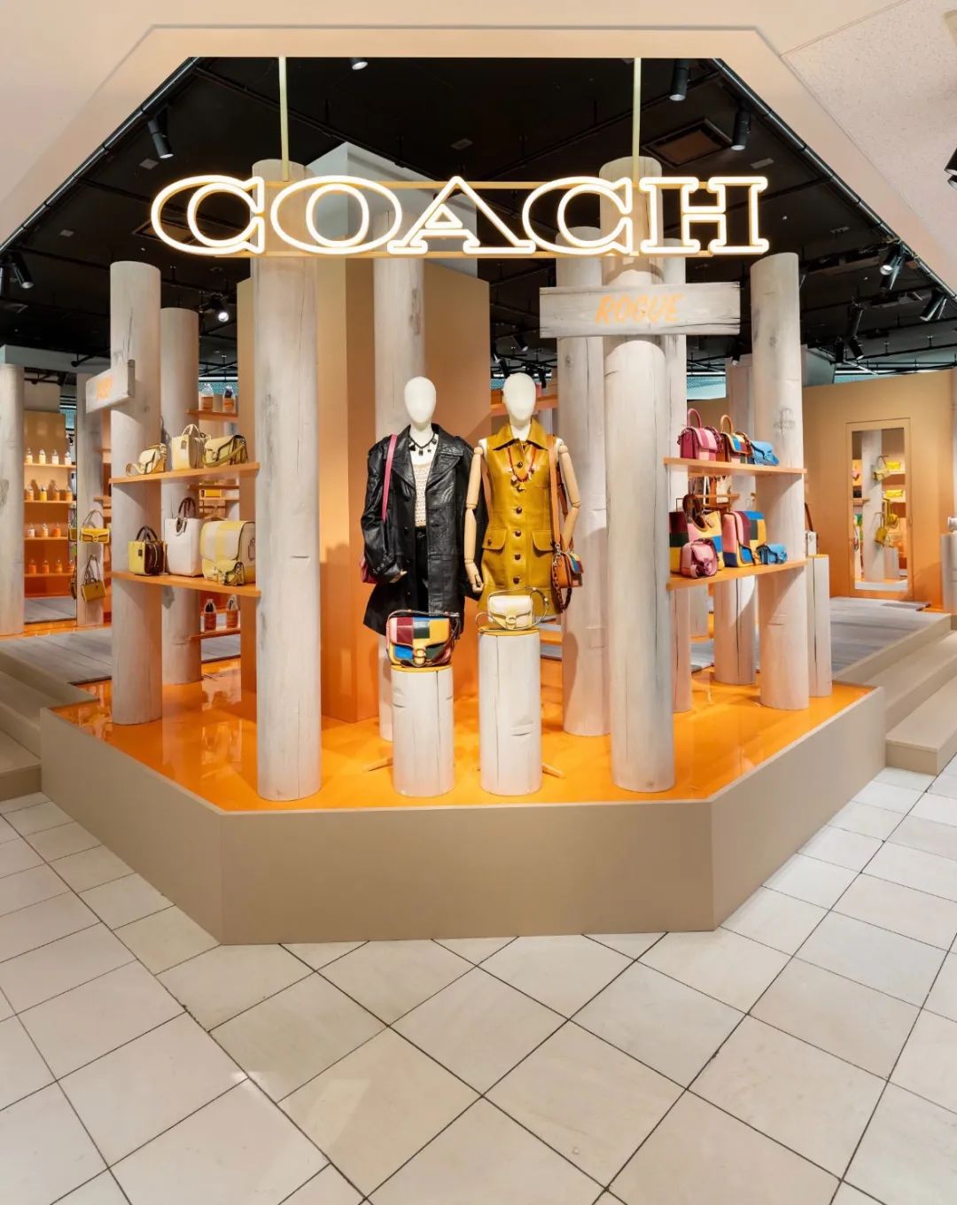 Coach 东京最新快闪店丨日本东京-3