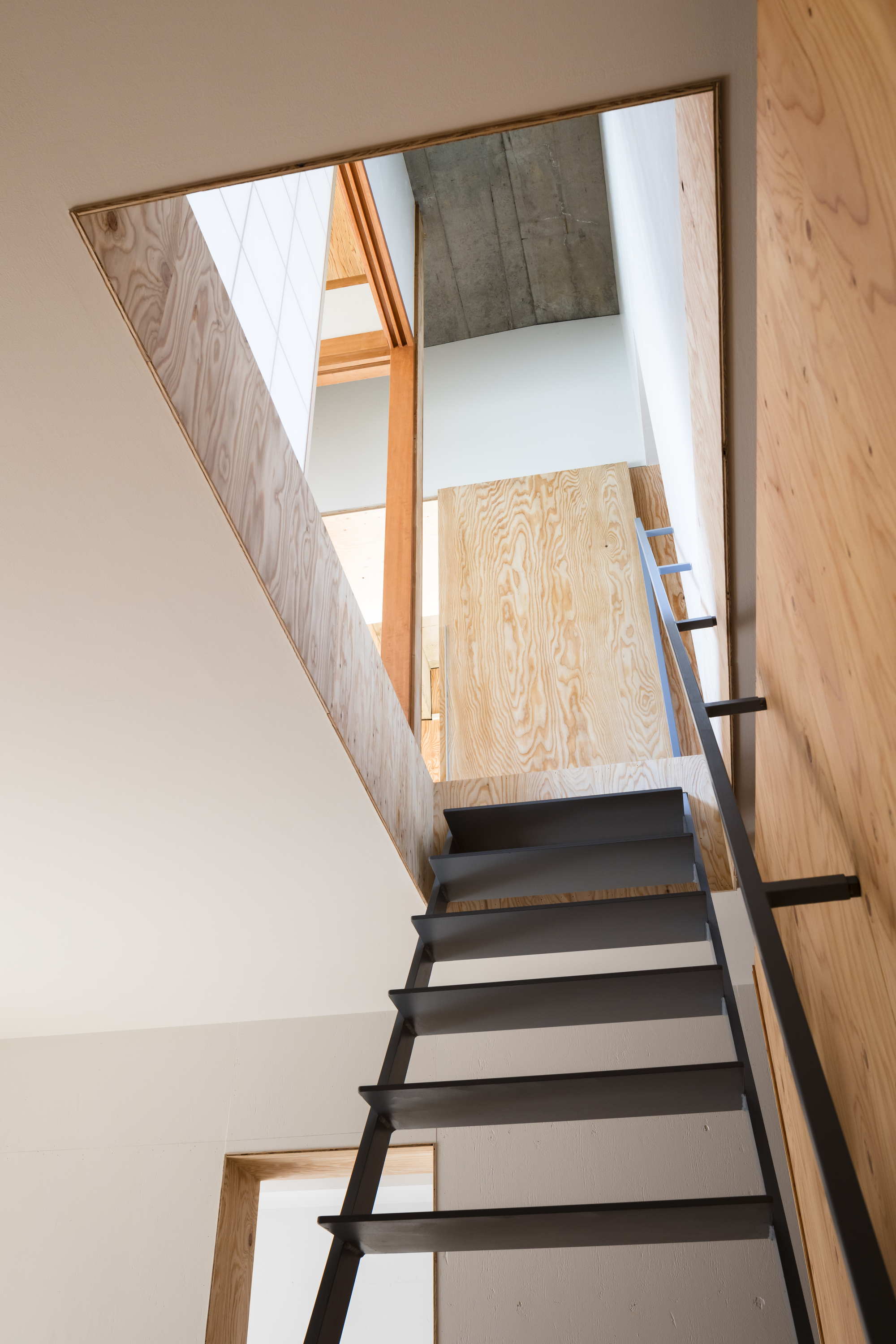 House in Oyamazaki / Shimpei Oda Architect's Office + Atelier Loowe-44