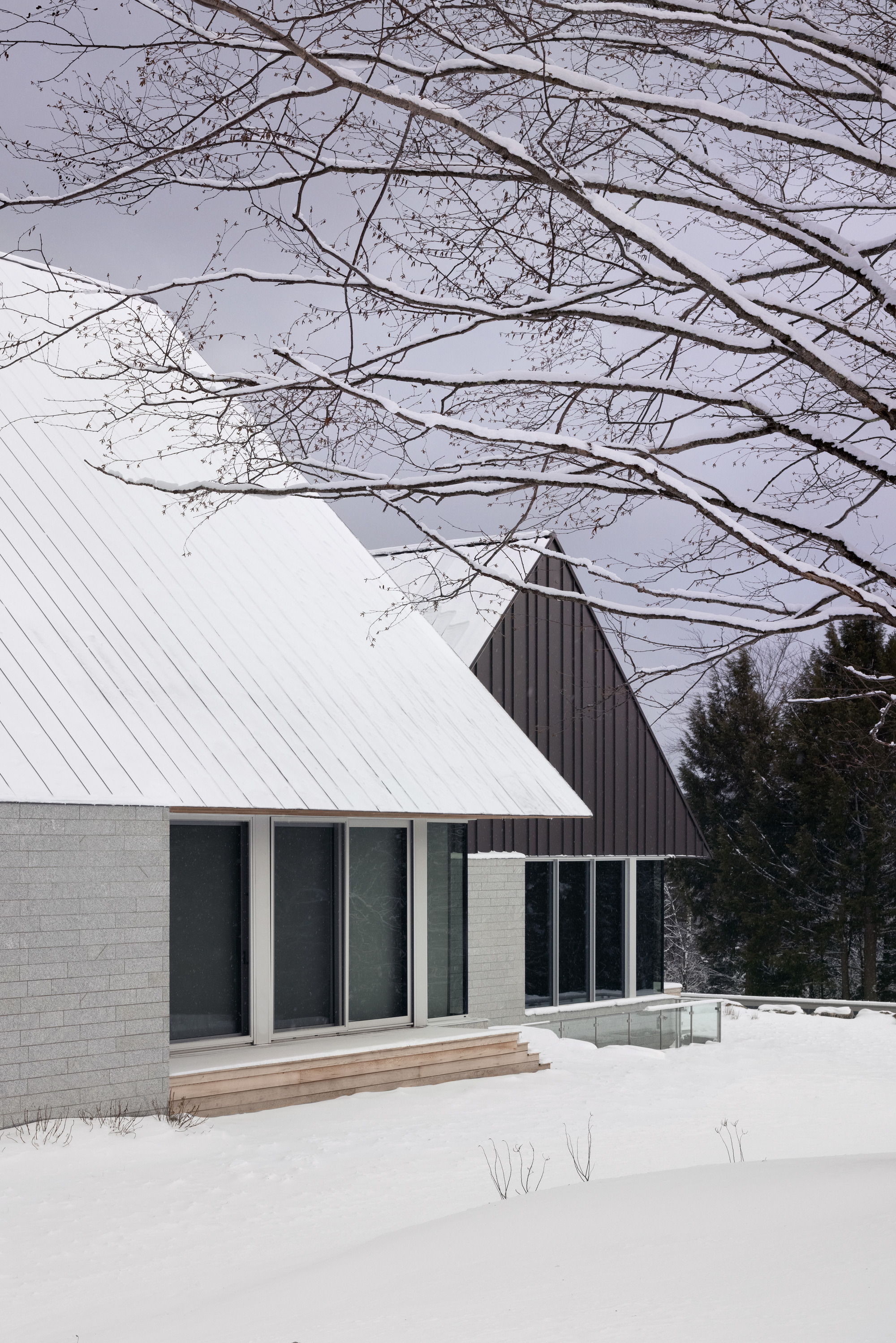 Three Summits Residence / NÓS-30