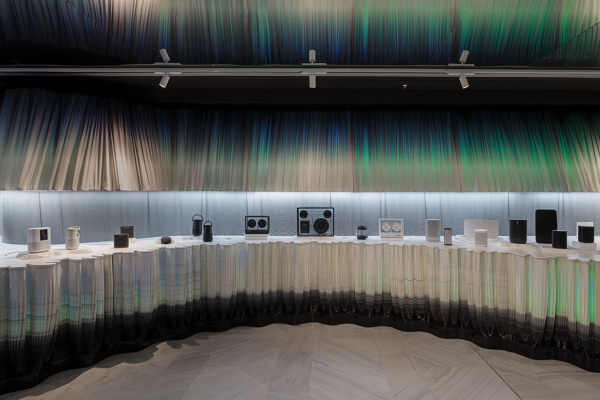 WOW 在线购物体验店丨西班牙马德里丨External Reference-17