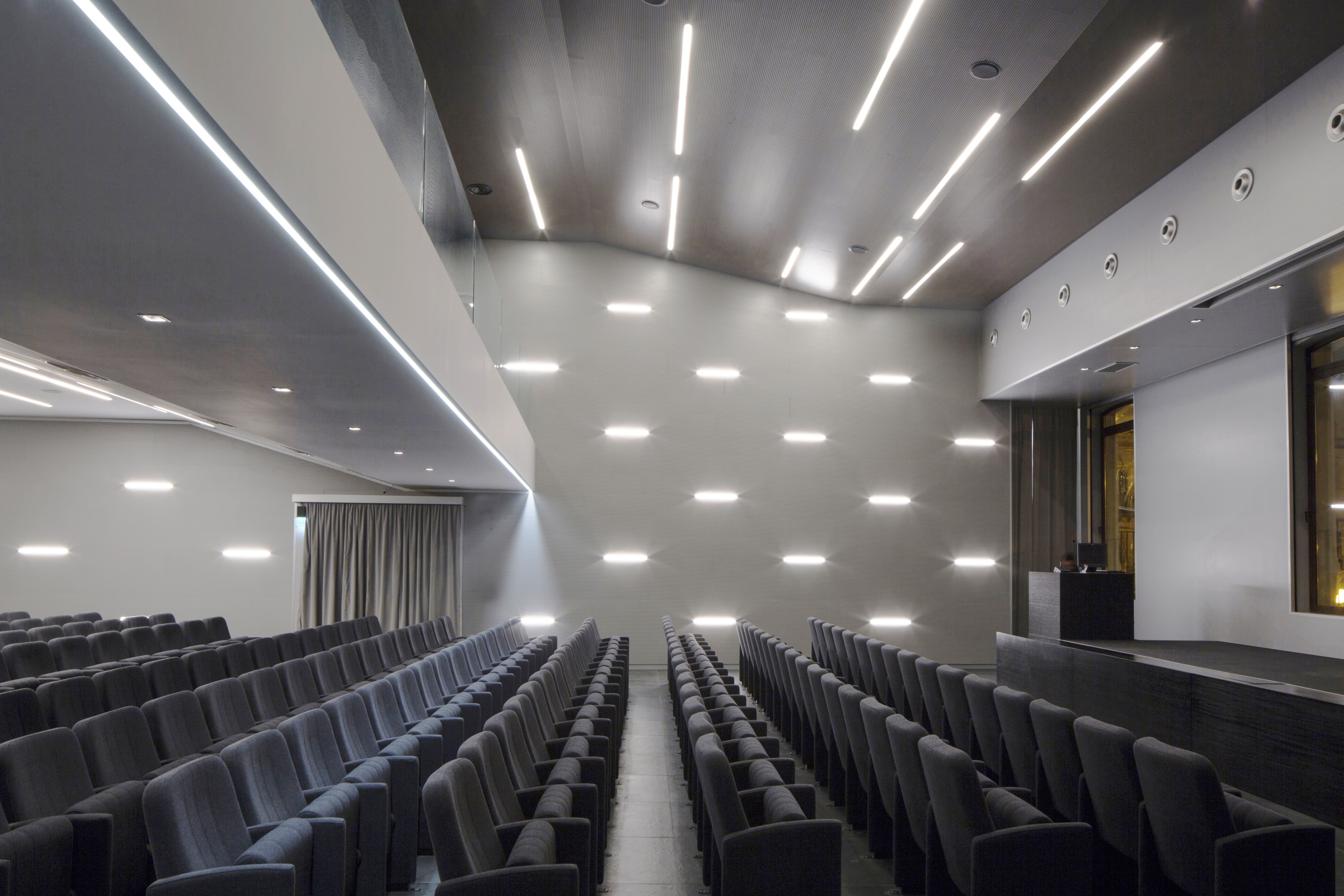 新旧对话,城市记忆与当代建筑的共生-21