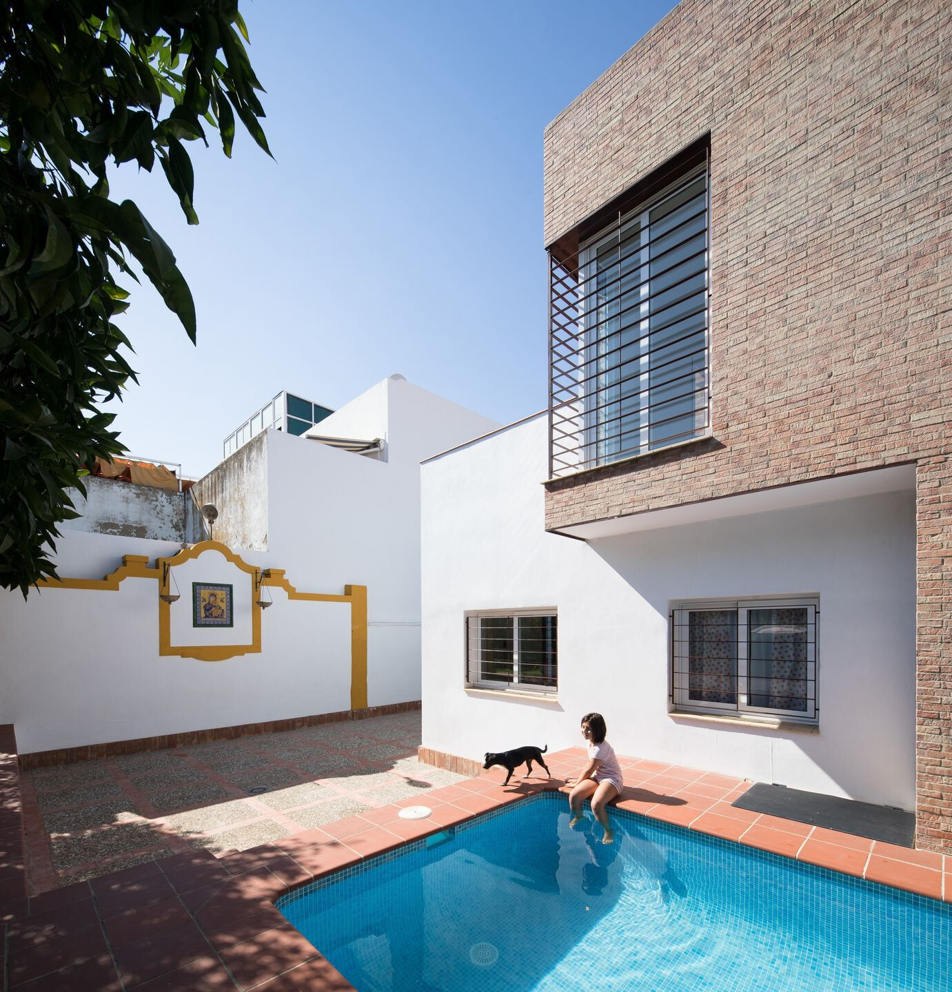 融合新旧的西班牙乡村风格住宅-14