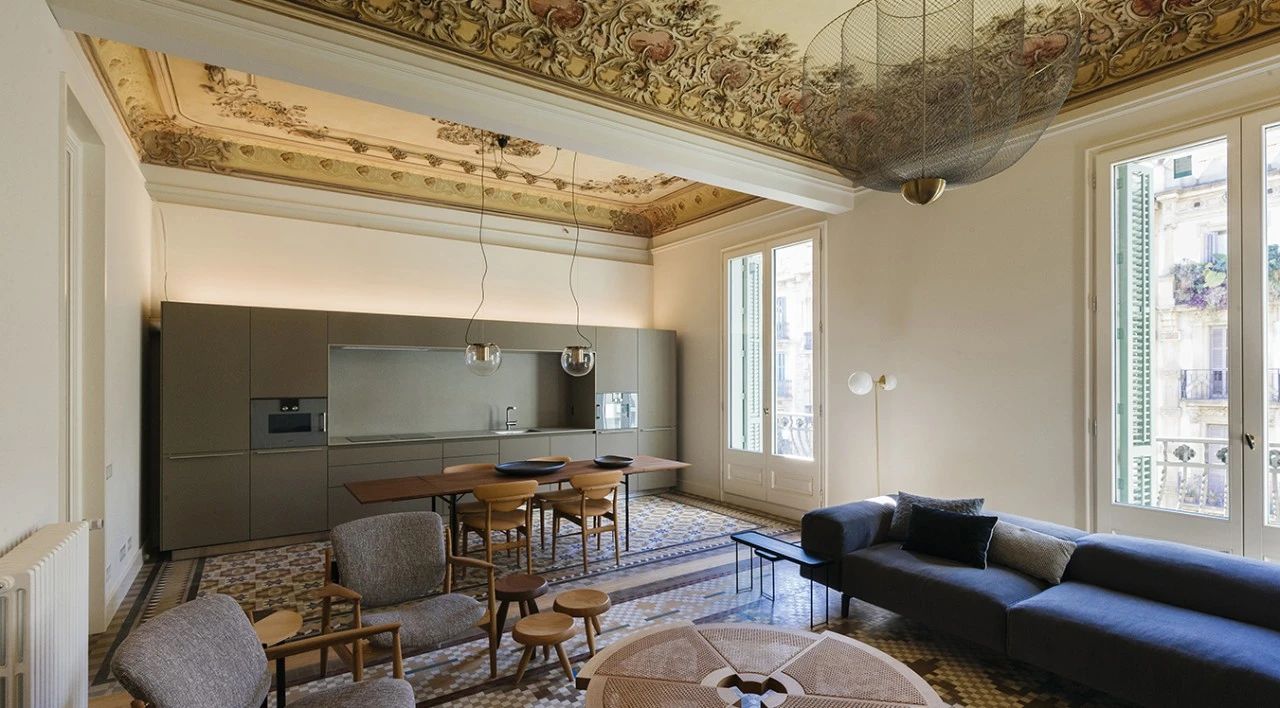 高迪挚友作品,巴塞罗那百年纺织厂变身豪华公寓-24