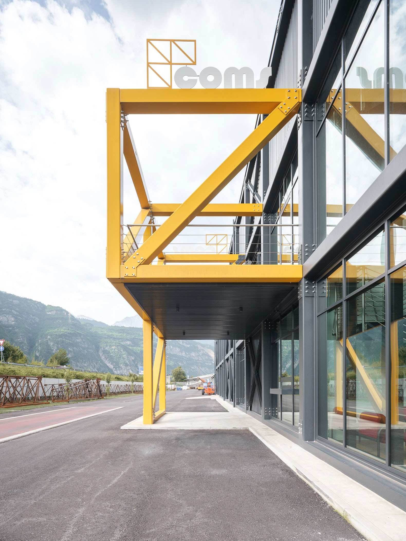 金属木工公司新办公室丨意大利布雷西亚丨Nicola Martinoli-20