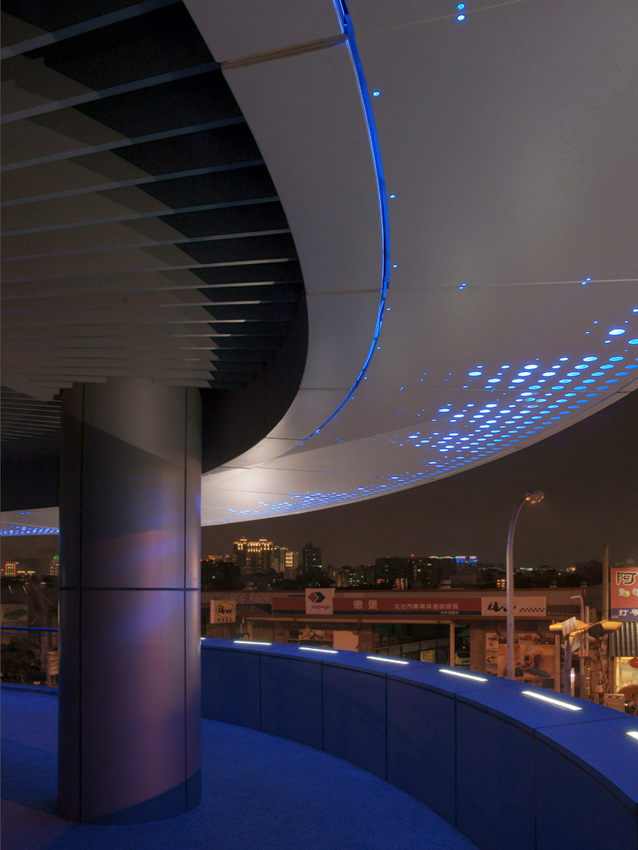 台中机场旁的自行车王国—— Giant 总部大楼-10