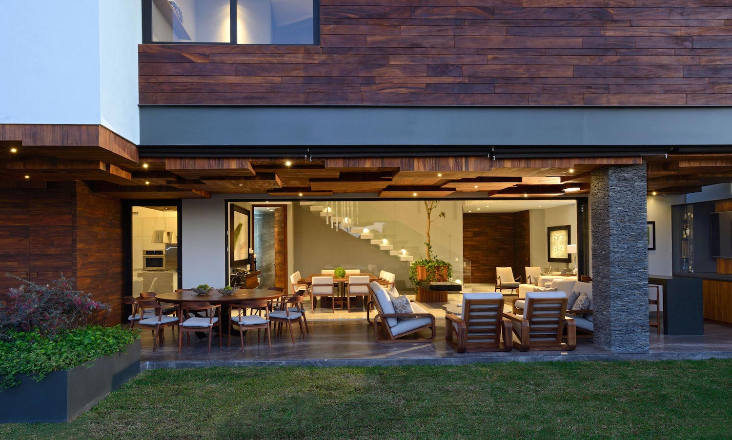 墨西哥瓜达拉哈拉双高空间现代中庭住宅-27