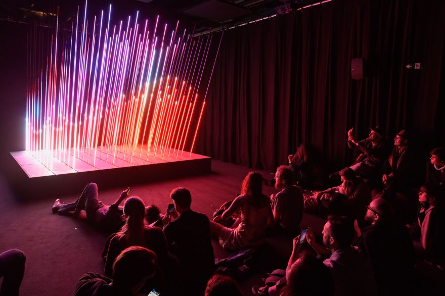 核心;要点;精髓;果心;(物体的)中心部分;最重要的部分;核心成员
需要注意的是,仅有Core这个单词孤立来看,在不同语境可能对应不同含义,这样的语境下最通用的理解是核心 若你能给出包含该词的句子或文段,我可以输出更加精准唯一的译文 丨法国巴黎丨1024 architecture-17