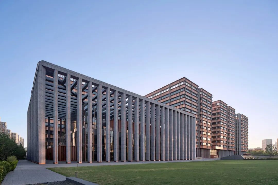 上海现代汽车服务产业集聚区尚鸿商务中心丨中国上海丨致正建筑工作室等多家机构-114