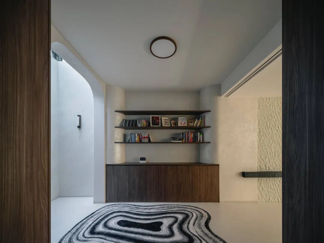 82平下跃理想国，咖啡、藏书与周末-80