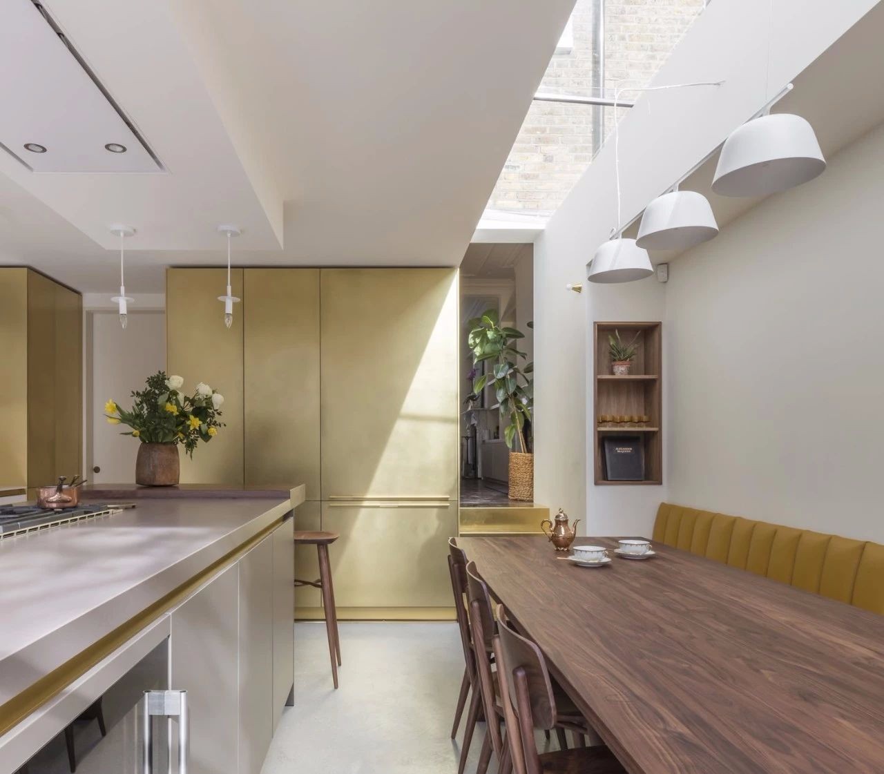 伦敦住宅的黄铜魅力-8