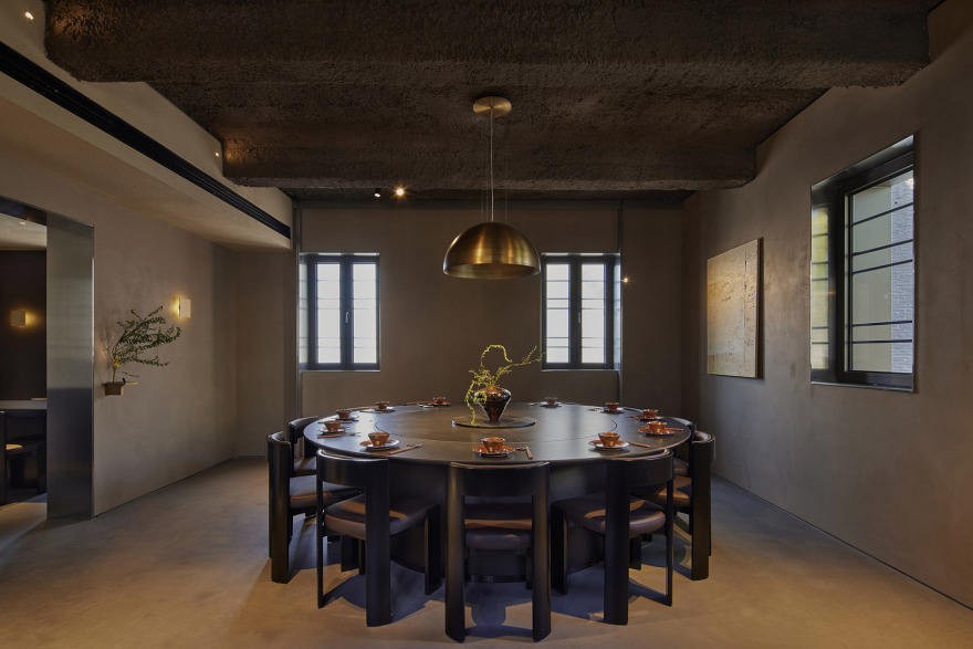 “葱茏”餐厅丨中国南京丨八荒设计团队-159