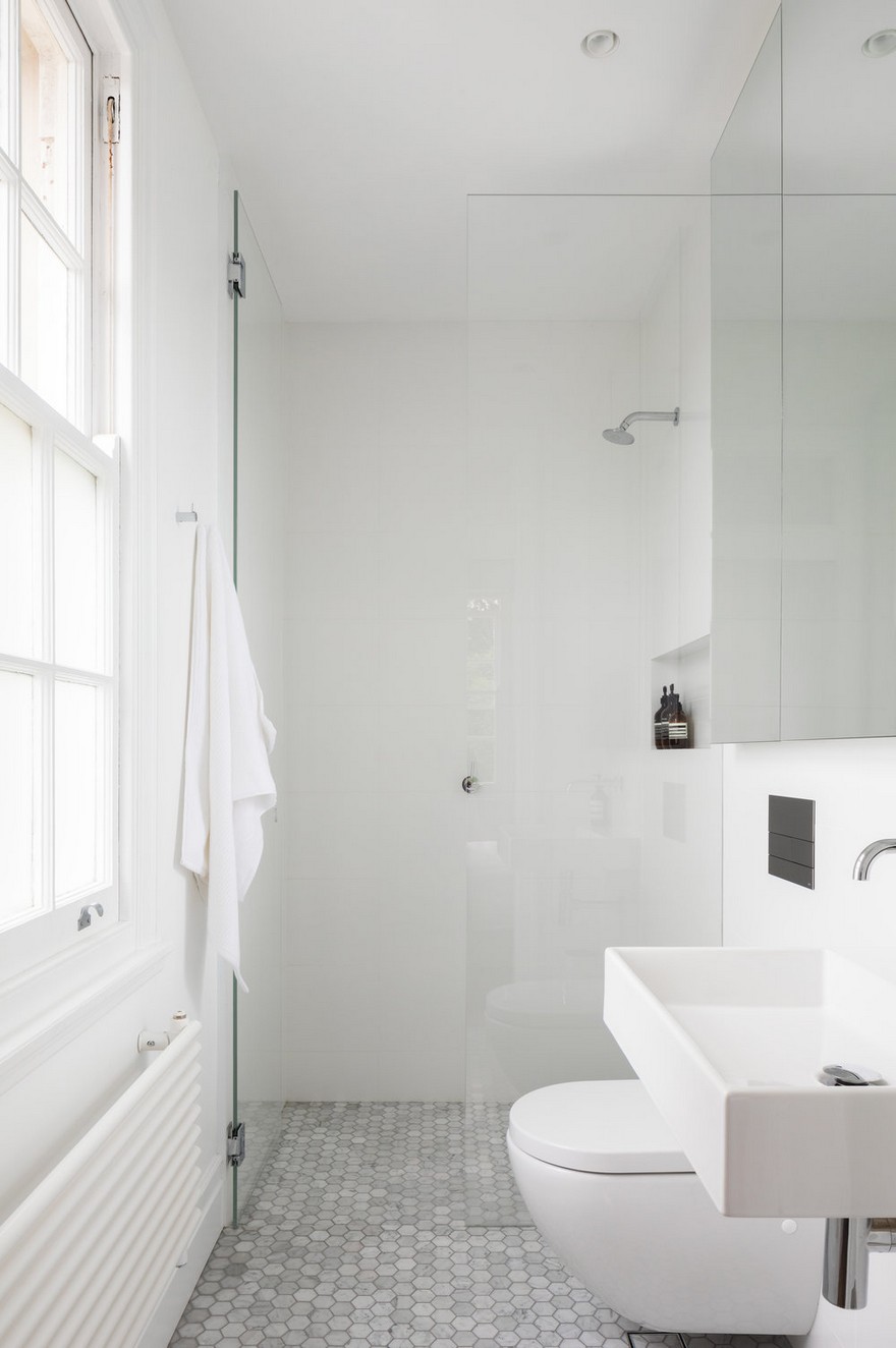 Stylish Minimalist Apartment with Spacious Open Spaces and Full of Light-15